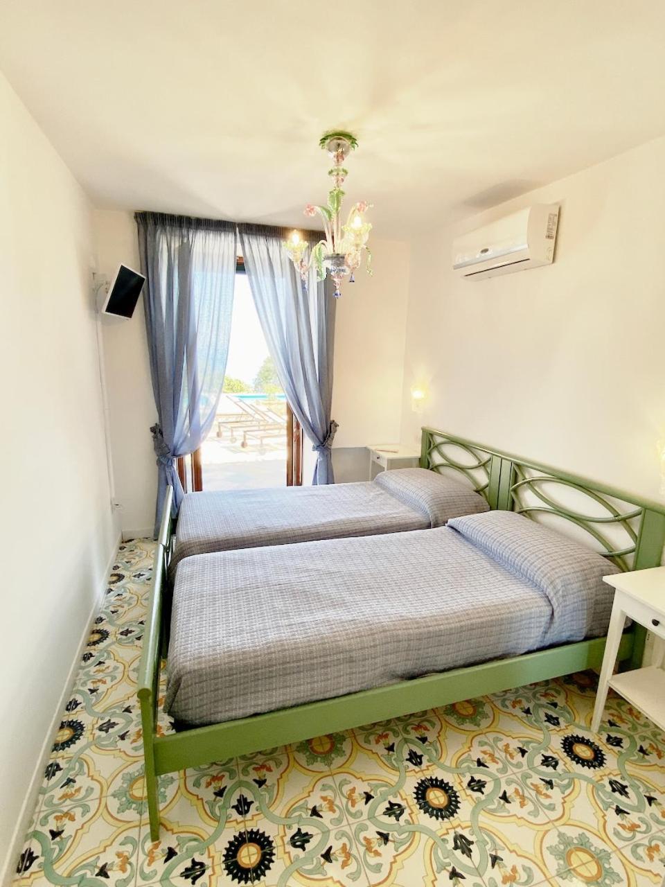 Villa Amalu Capri Piscina E Giardino Exterior photo